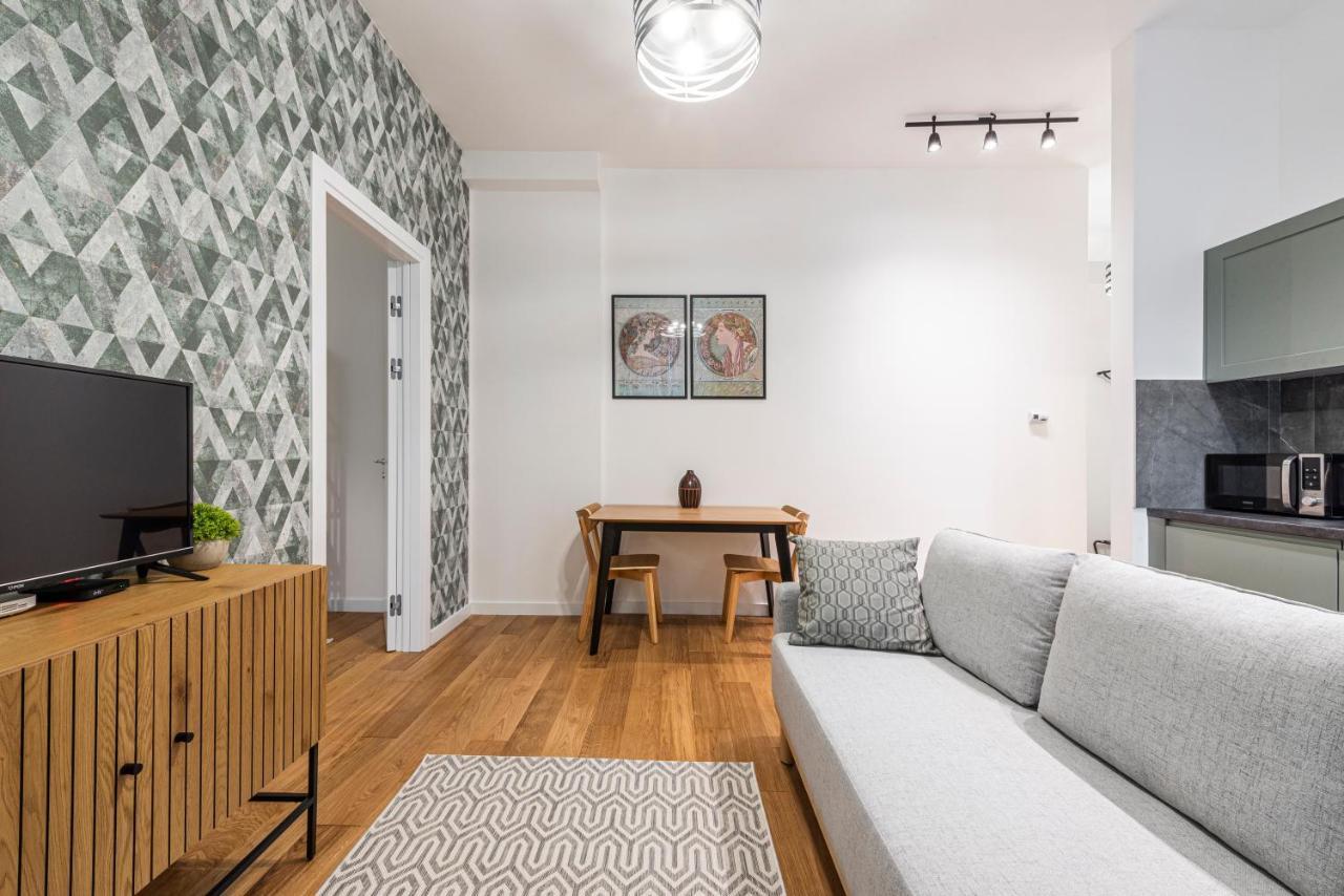 Vertigo One Bedroom Apartment-Free Private Parking Nowy Sad Zewnętrze zdjęcie